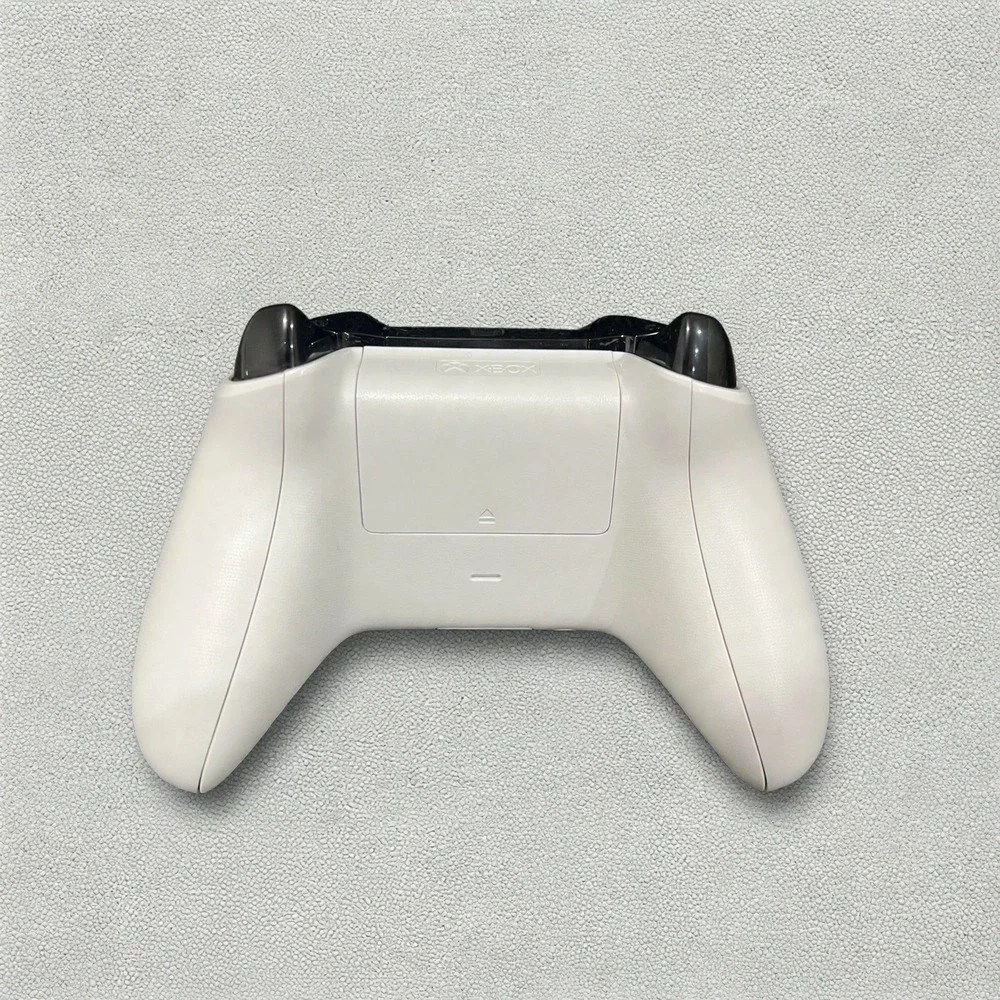 Microsoft Xbox One Wireless Controller 1708 White OEM Tested With Battery Cover